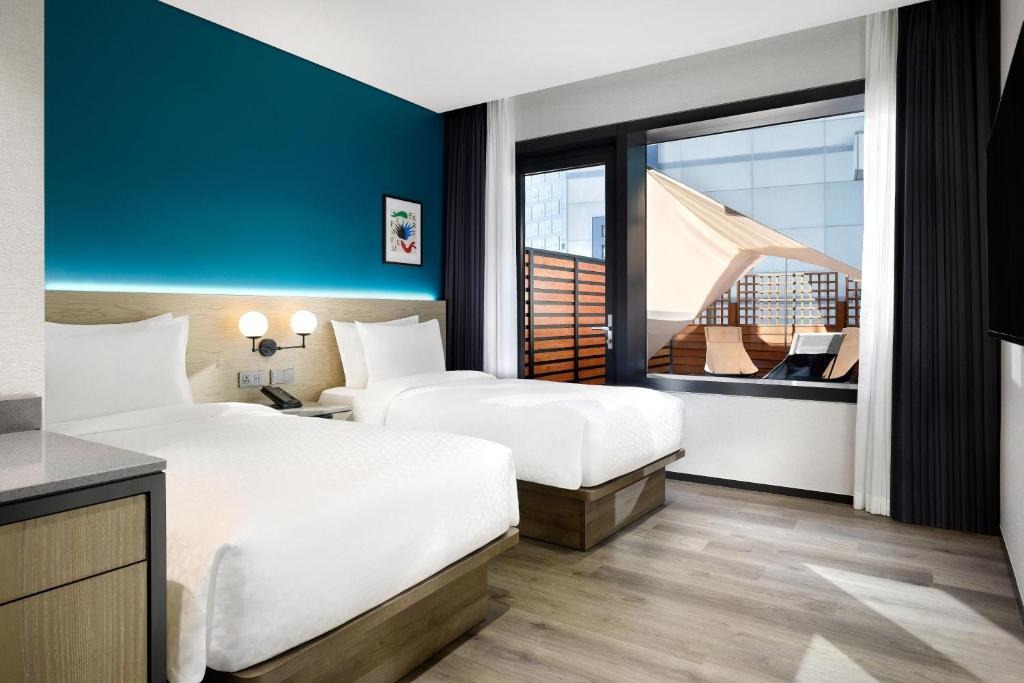 هتل فور پوینتز بای شرایتون